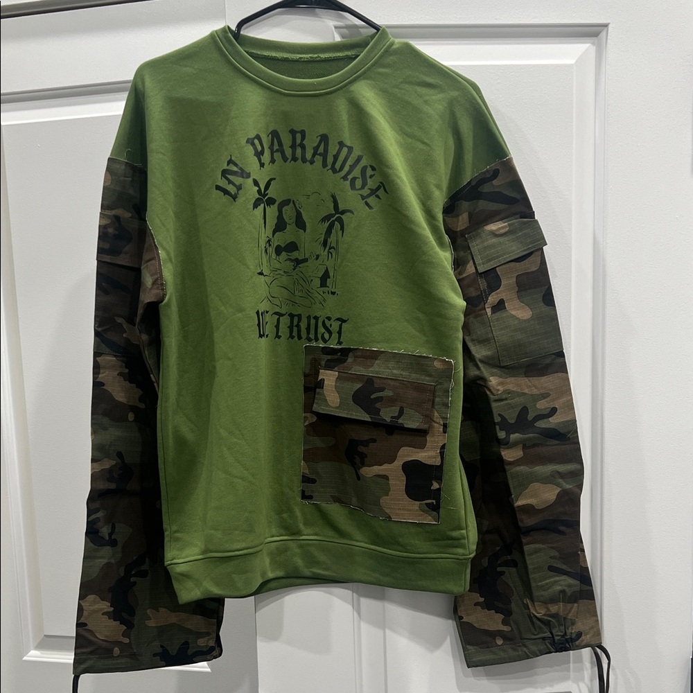 Green and Camouflage Graphic Sweatshirt